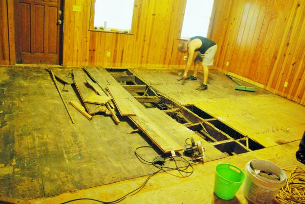 Subfloor Demolition in Pottstown